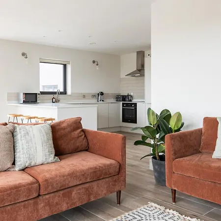 Tullagh At Houses, Pollan Bay *