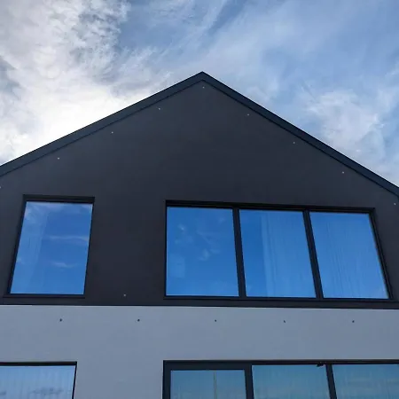 Tullagh At Houses, Pollan Bay * Баллилиффин