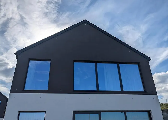 Tullagh At Houses, Pollan Bay * Ballyliffin